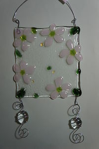 Anemone nemerosa with glass beads